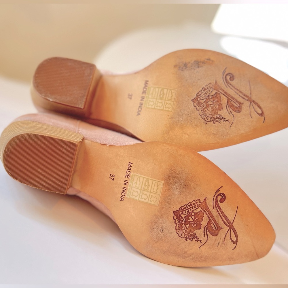 Free People Bowers Pink Suede Embroidered Ankle Boots, NEW - Picture 11 of 13